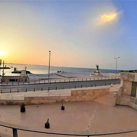 Potato Beach Apartment At Beach Front & Sea View ลากอส ภายนอก รูปภาพ