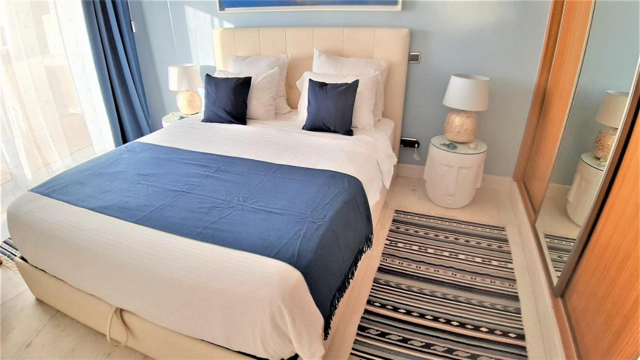 Potato Beach Apartment At Beach Front & Sea View ลากอส ภายนอก รูปภาพ