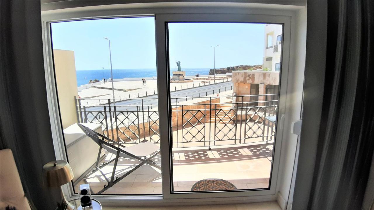 Potato Beach Apartment At Beach Front & Sea View ลากอส ภายนอก รูปภาพ