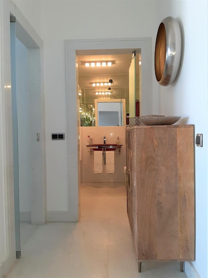 Potato Beach Apartment At Beach Front & Sea View ลากอส ภายนอก รูปภาพ